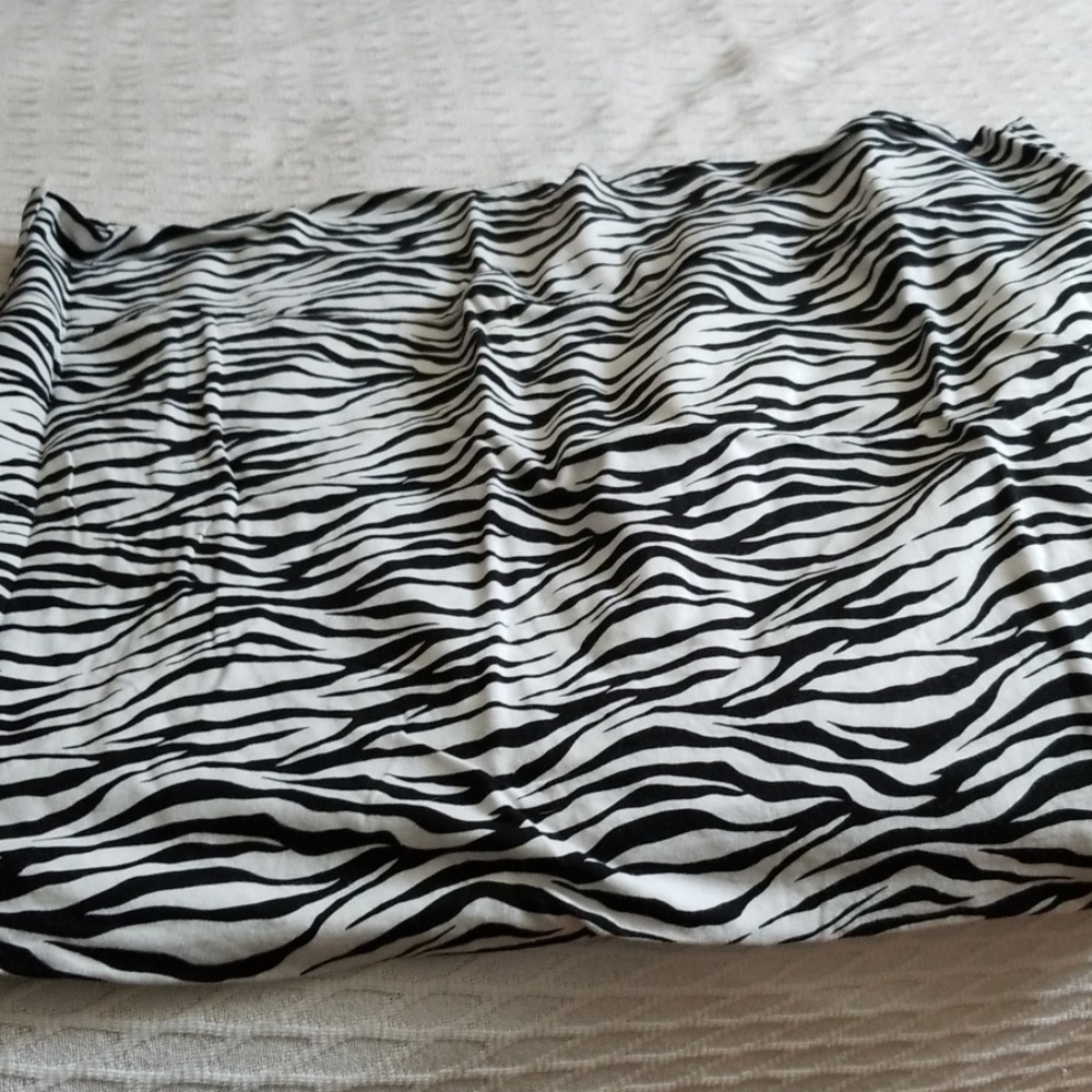 Wet seal mini skirt